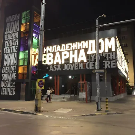 теви Апартамент Варна