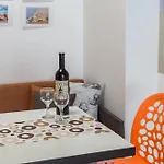 Апартамент теви